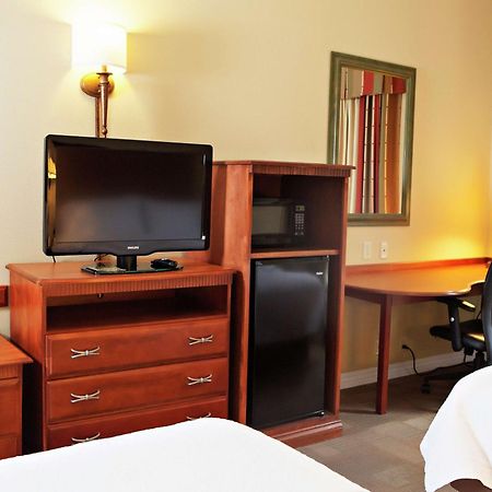 Hampton Inn Martin Extérieur photo